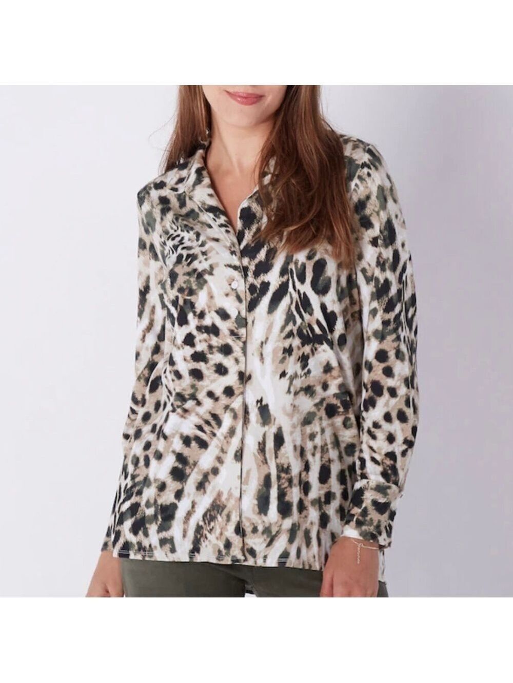 WYNNE LAYERS Cotton Spandex Knit 3 Button Long Sleeve Shirt Leopard Print Sz 1X
